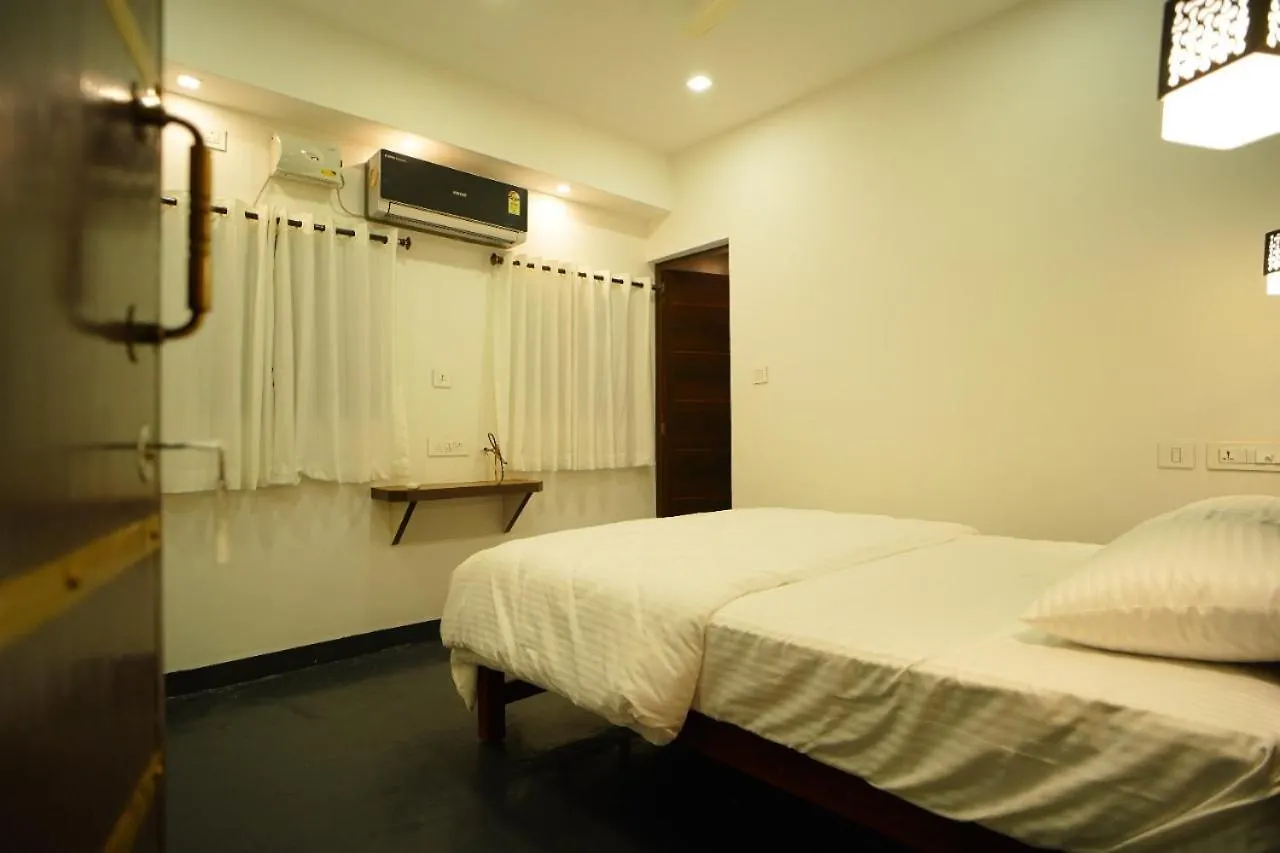 Mace Pool Villa Aluva Alwaye India